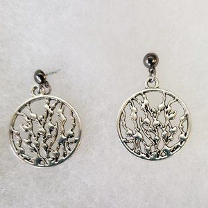 2/20$ NWT round ocean earrings